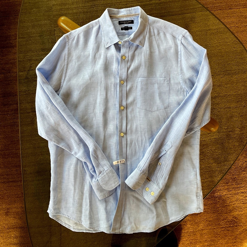 Banana Republic men’s light blue linen shirt size large Camden fit